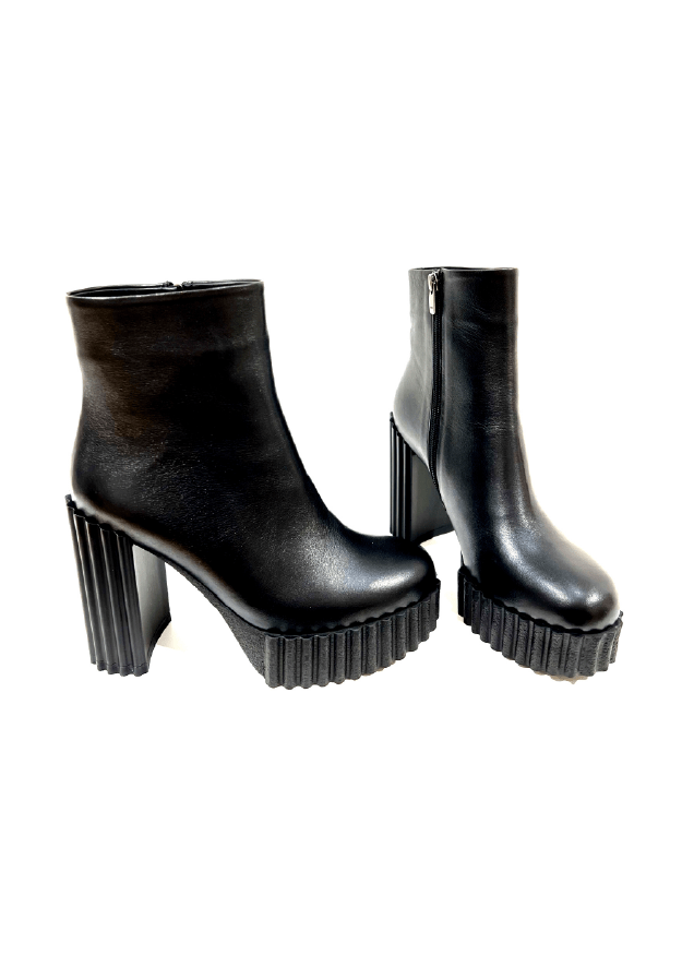 Stiefelette SOLID Black