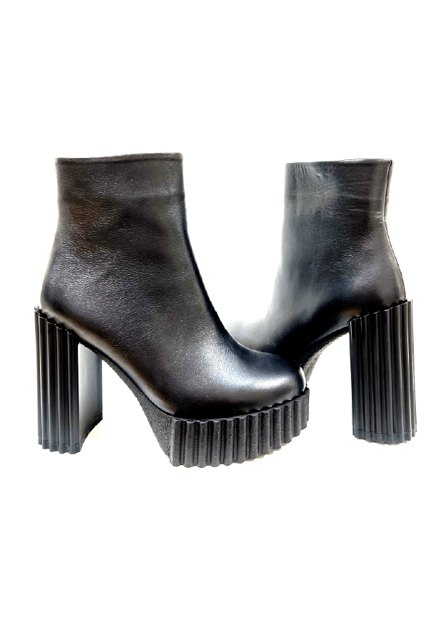 Stiefelette SOLID Black